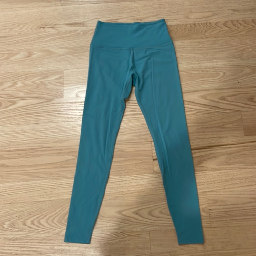 Beyond yoga leggings